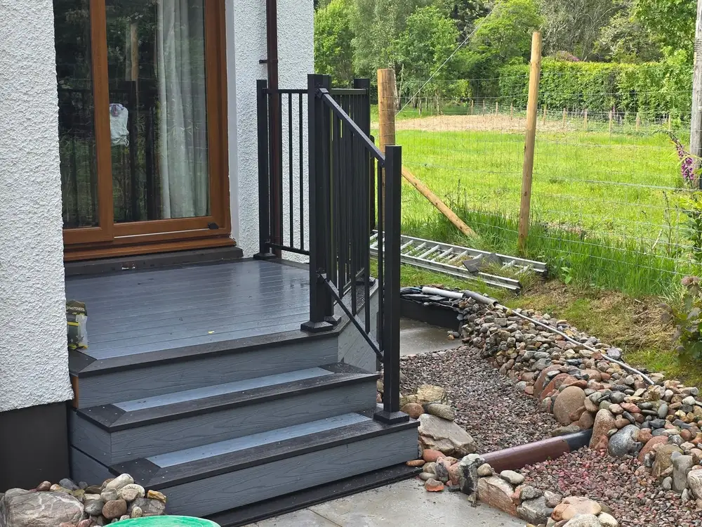 Glasgow Decking Group work photo 1