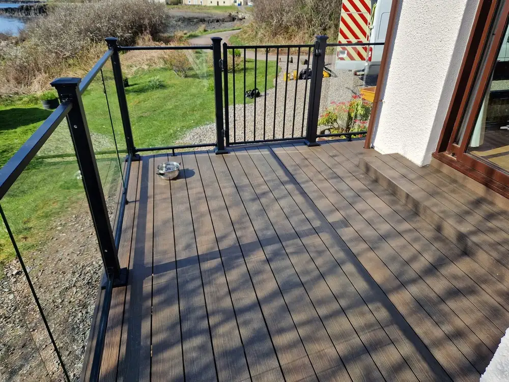 Glasgow Decking Group work photo 3